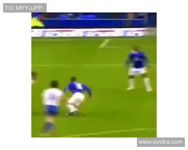 足球明星动态表情图展现球场激情与情感瞬间的精彩瞬间