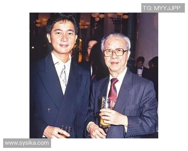 足球明星陈百强的传奇人生与场上风采全景回顾